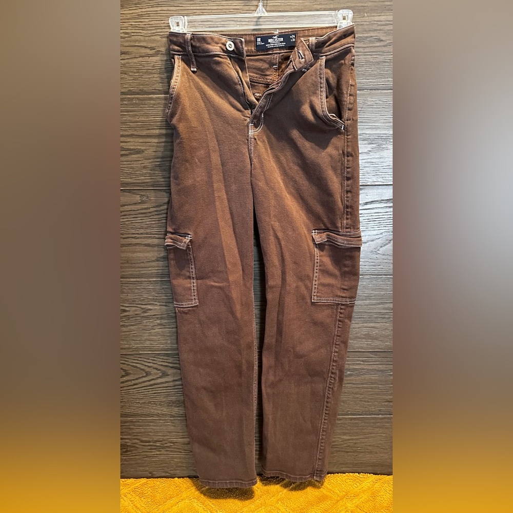 Hollister Brown Ultra High Rise Dad Jeans